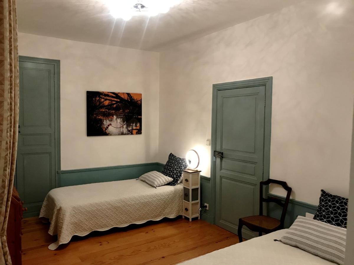 Bed and Breakfast Domaine Des Chabriers Ourches Exteriér fotografie