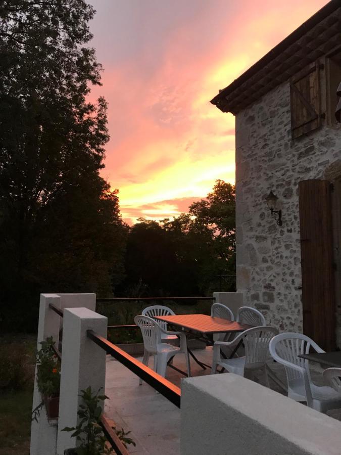 Bed and Breakfast Domaine Des Chabriers Ourches Exteriér fotografie