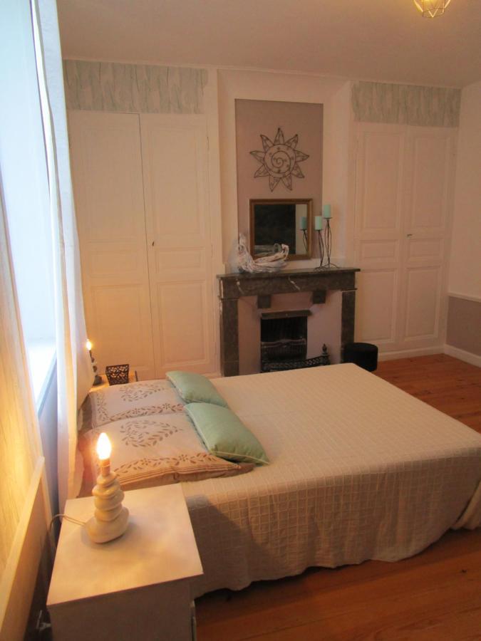 Bed and Breakfast Domaine Des Chabriers Ourches Exteriér fotografie