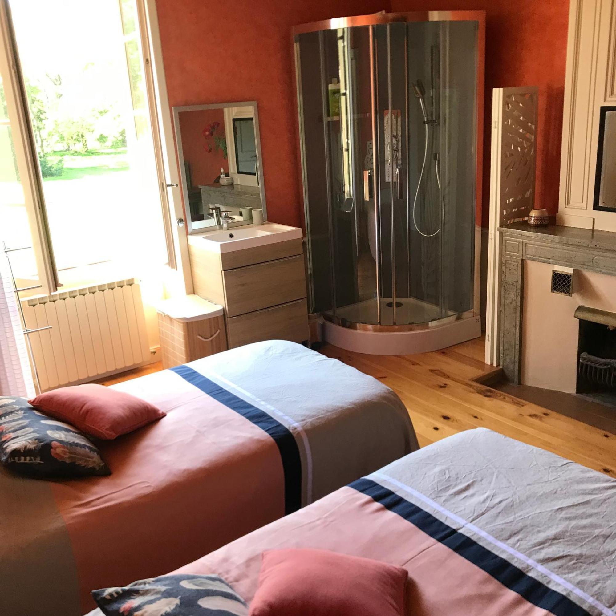 Bed and Breakfast Domaine Des Chabriers Ourches Exteriér fotografie